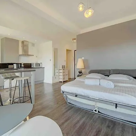 Le Maria - - Renovated Feb 2025 Apartment *